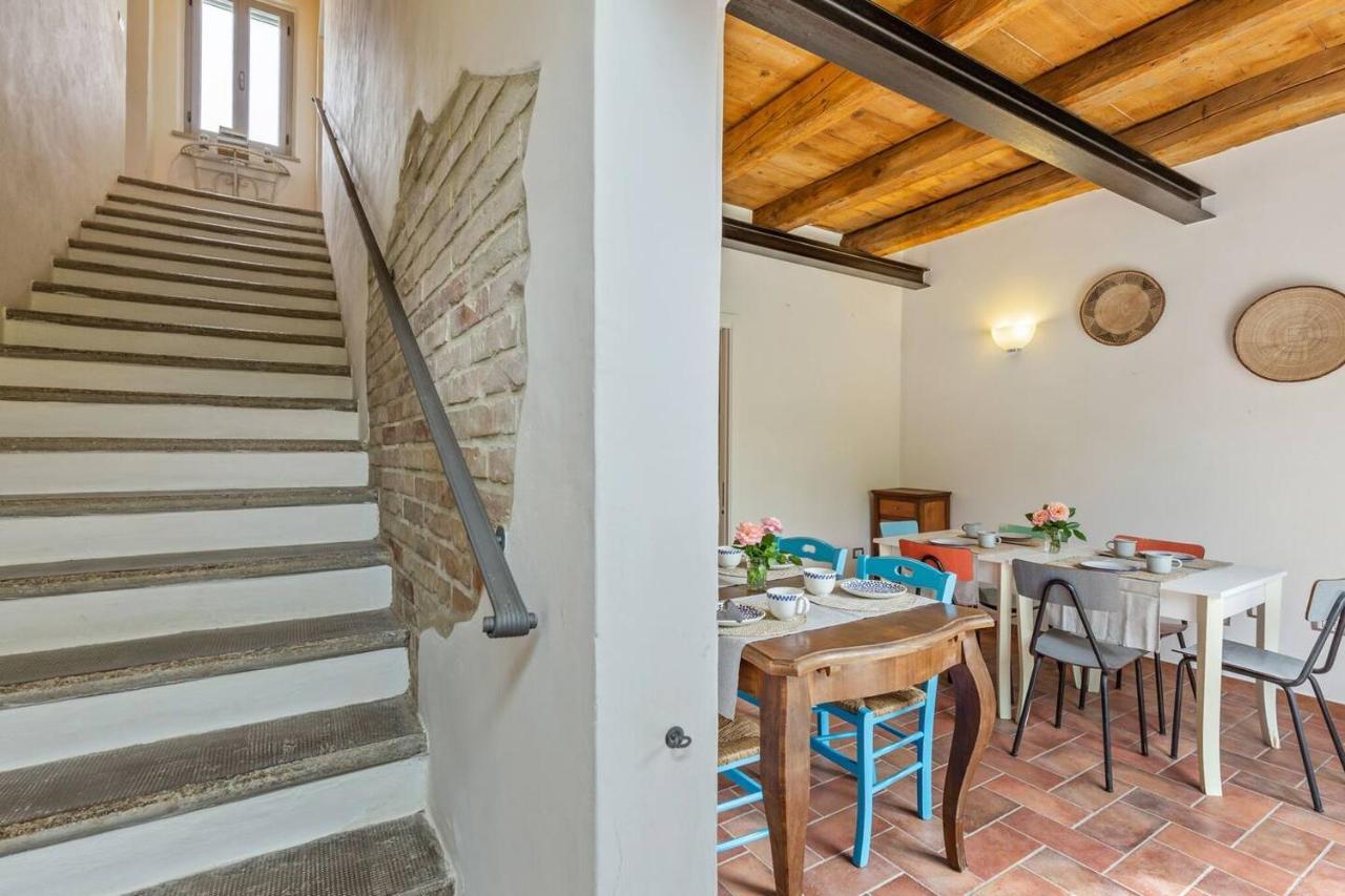 Grande Villa Storica Per Vacanze Con Giardino Privato E Piscina Ostra Εξωτερικό φωτογραφία