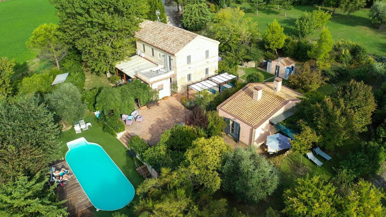 Grande Villa Storica Per Vacanze Con Giardino Privato E Piscina Ostra Εξωτερικό φωτογραφία