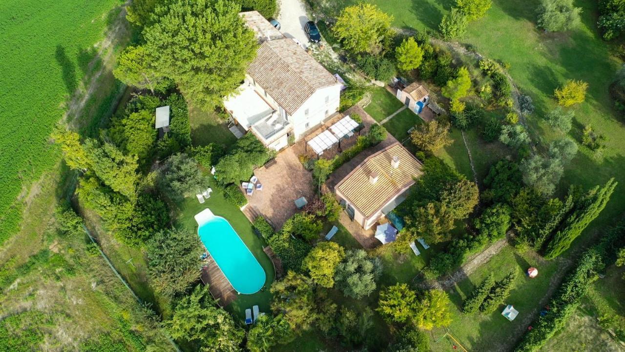 Grande Villa Storica Per Vacanze Con Giardino Privato E Piscina Ostra Εξωτερικό φωτογραφία