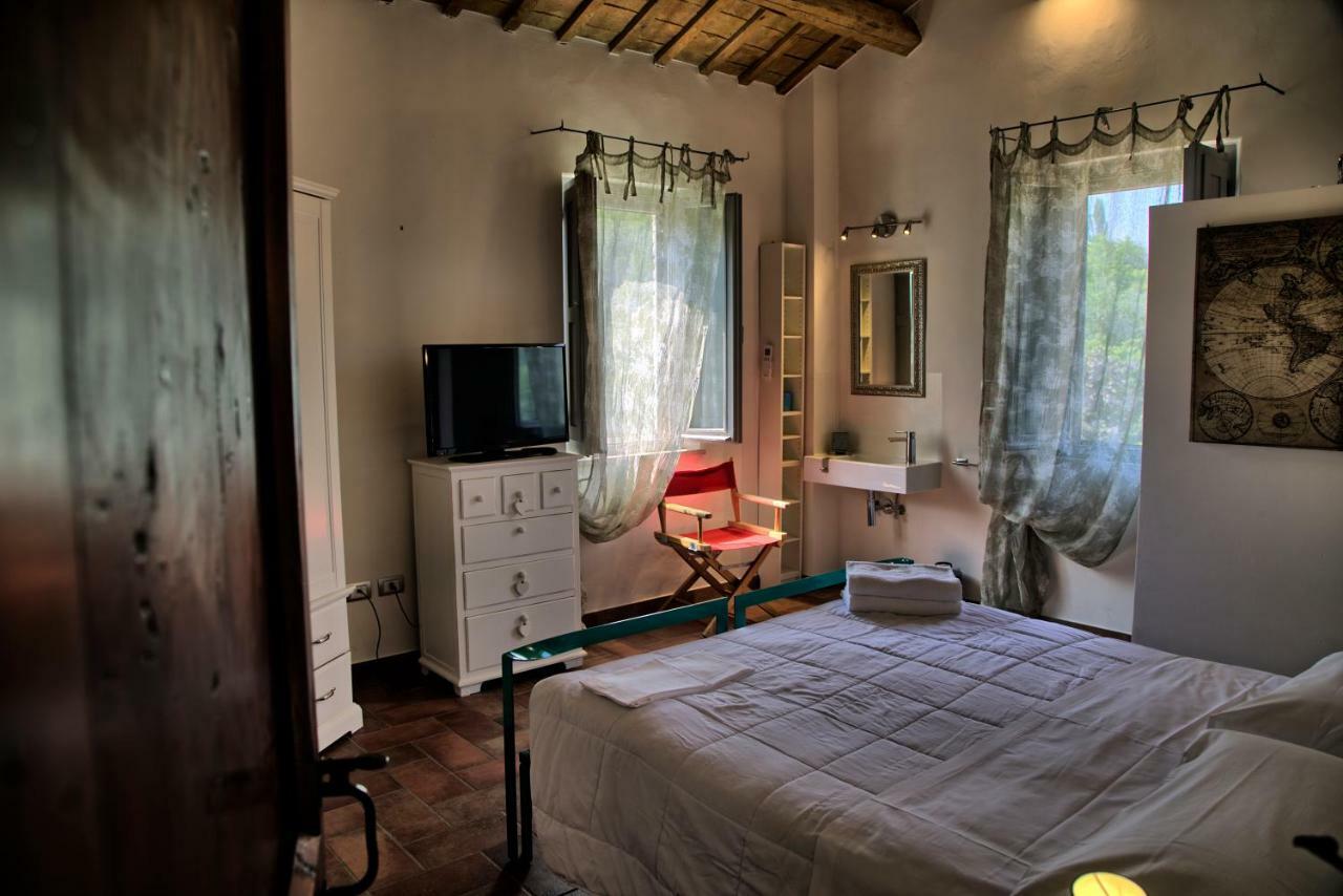 Grande Villa Storica Per Vacanze Con Giardino Privato E Piscina Ostra Εξωτερικό φωτογραφία