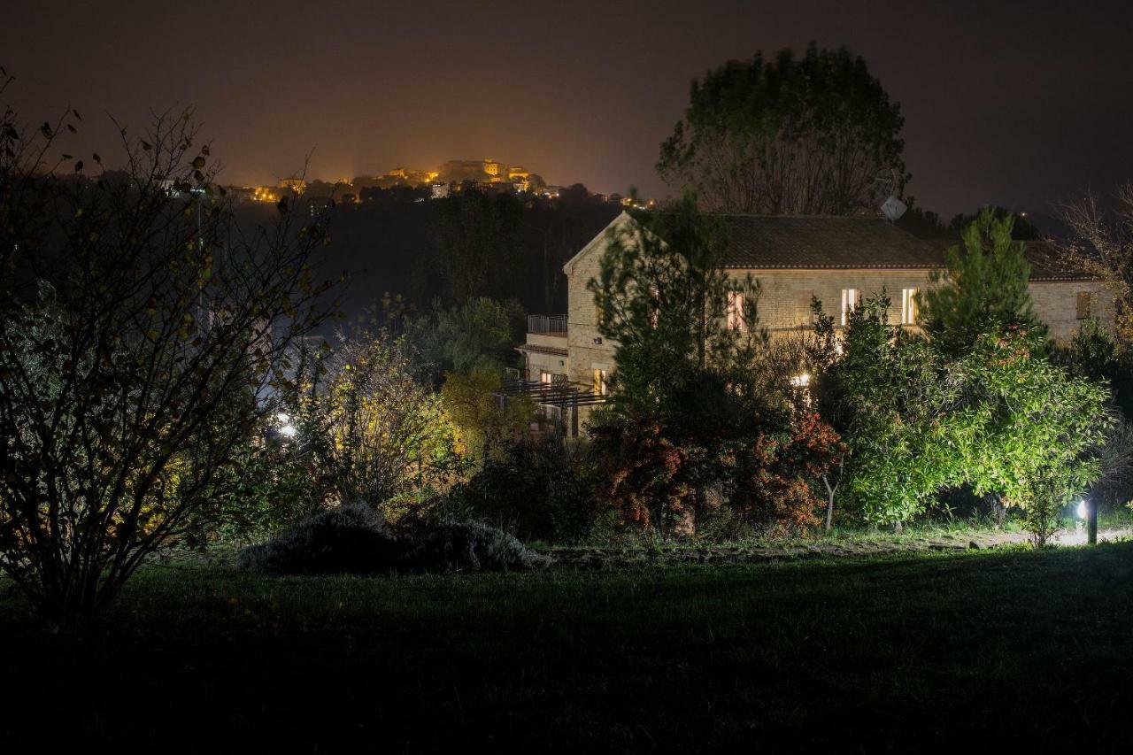 Grande Villa Storica Per Vacanze Con Giardino Privato E Piscina Ostra Εξωτερικό φωτογραφία